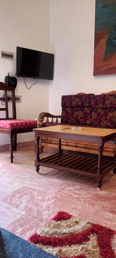 Villa Betty Beach Front بونديتْشيري المظهر الخارجي الصورة